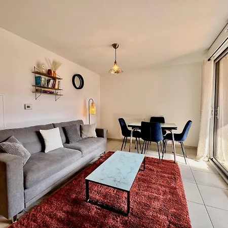 4 A 5 Personnes Au Bord Du Apartment