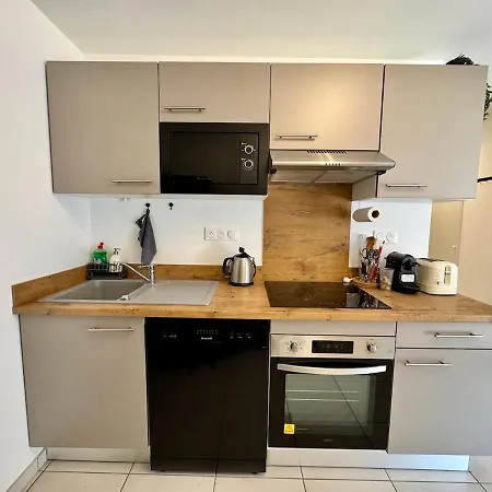 4 A 5 Personnes Au Bord Du Appartement Génos