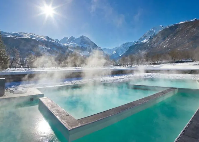 4 A 5 Personnes Au Bord Du アパート Génos