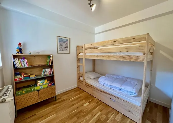 4 A 5 Personnes Au Bord Du アパート *